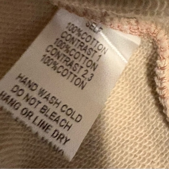 Easel Beige Sweater with Plaid Flower - Picture 2 of 5